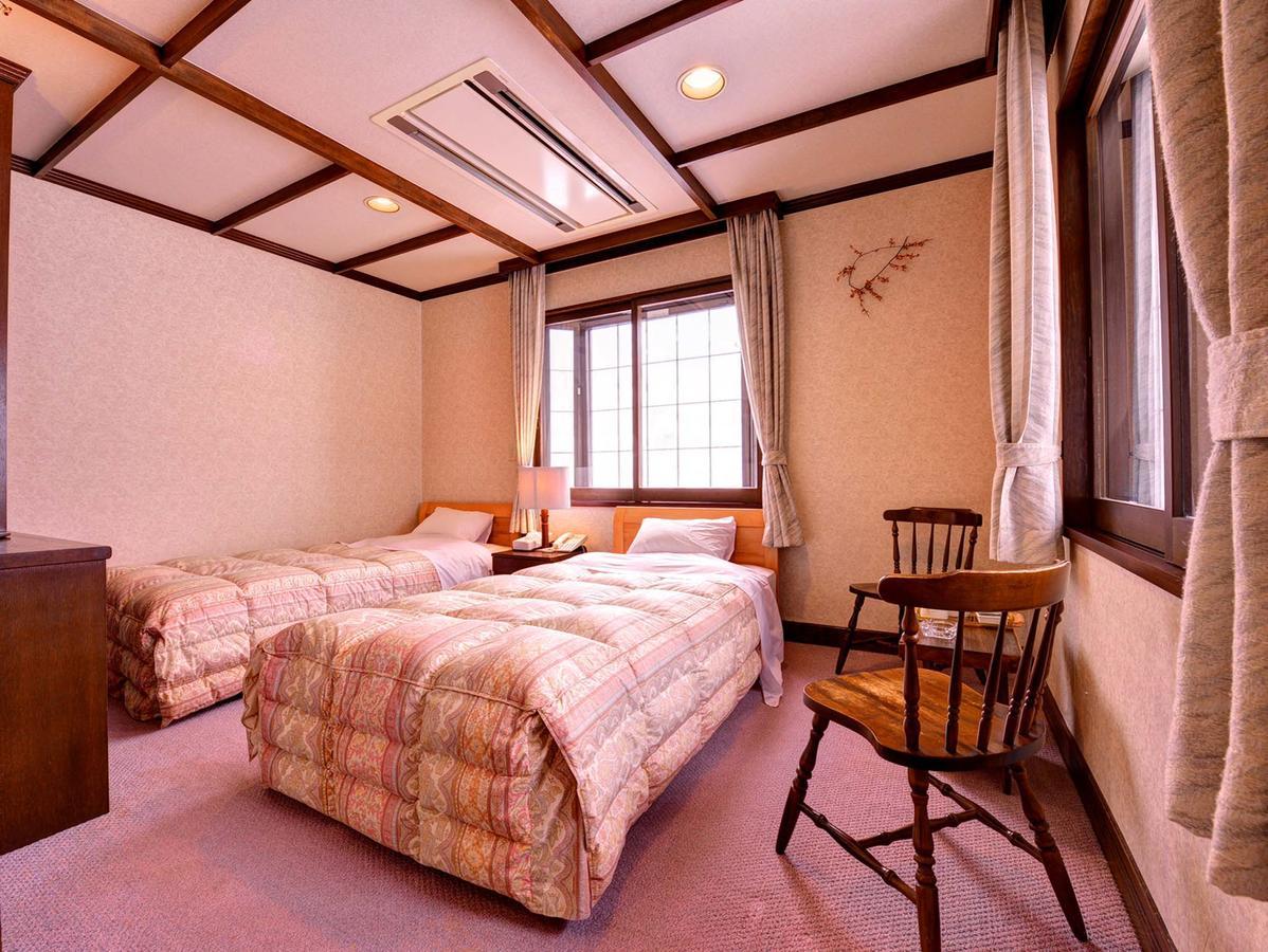 Resort Inn Chirorian Takayama (Gifu) Eksteriør billede