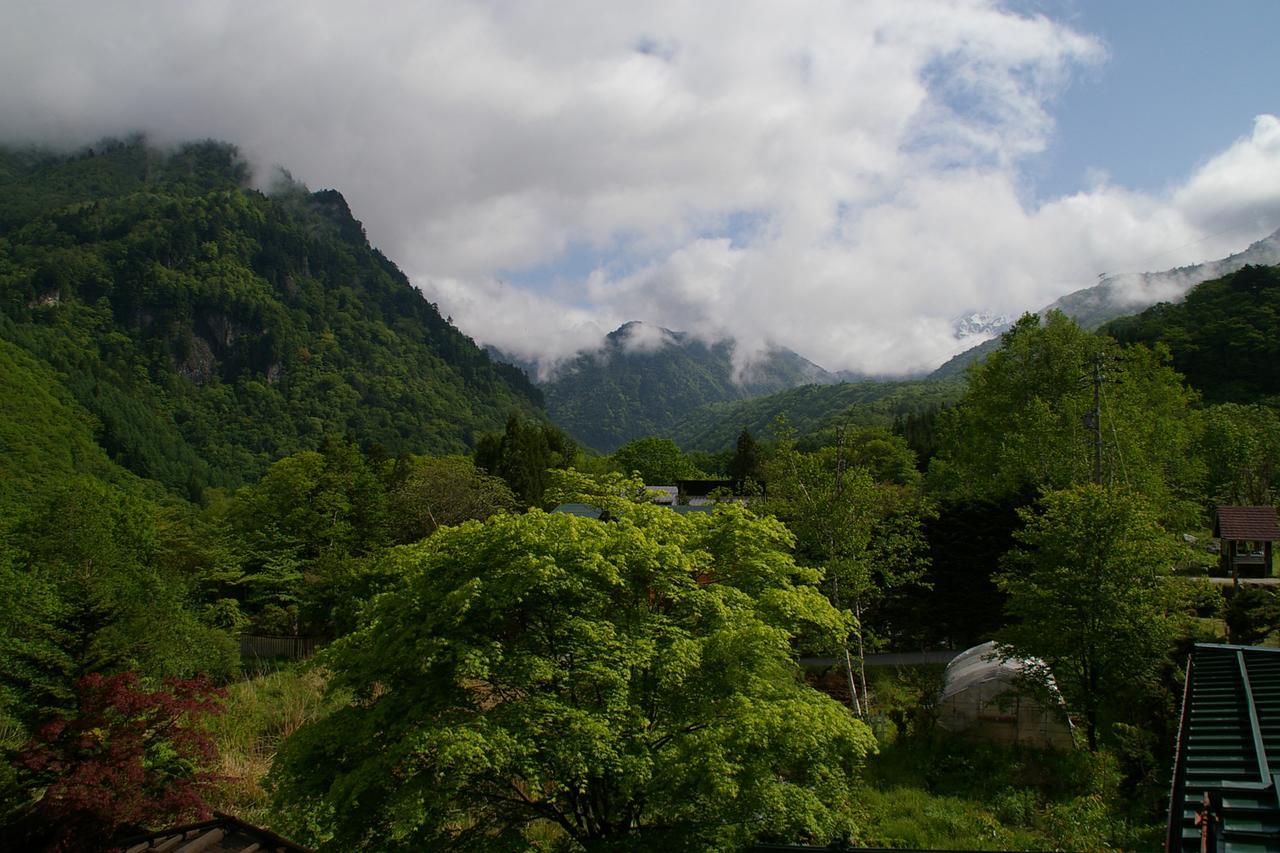 Resort Inn Chirorian Takayama (Gifu) Eksteriør billede