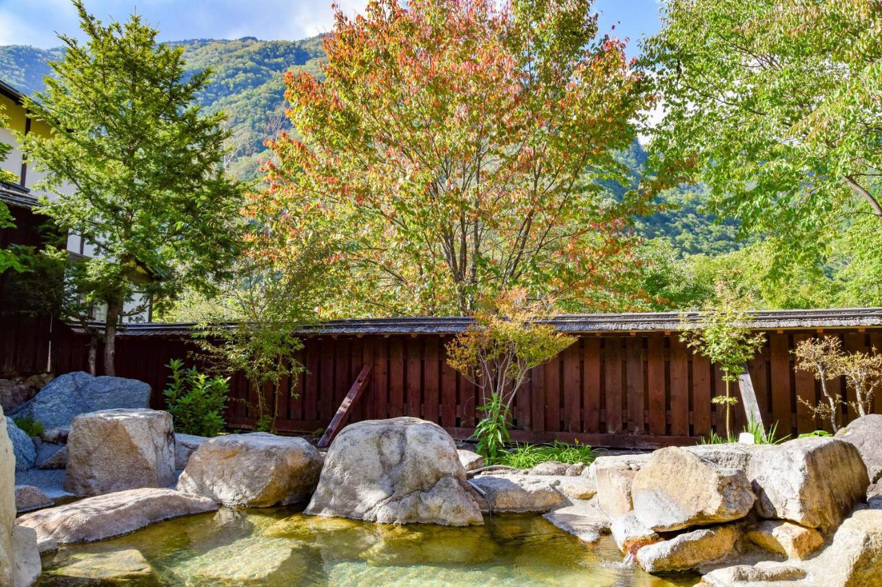 Resort Inn Chirorian Takayama (Gifu) Eksteriør billede