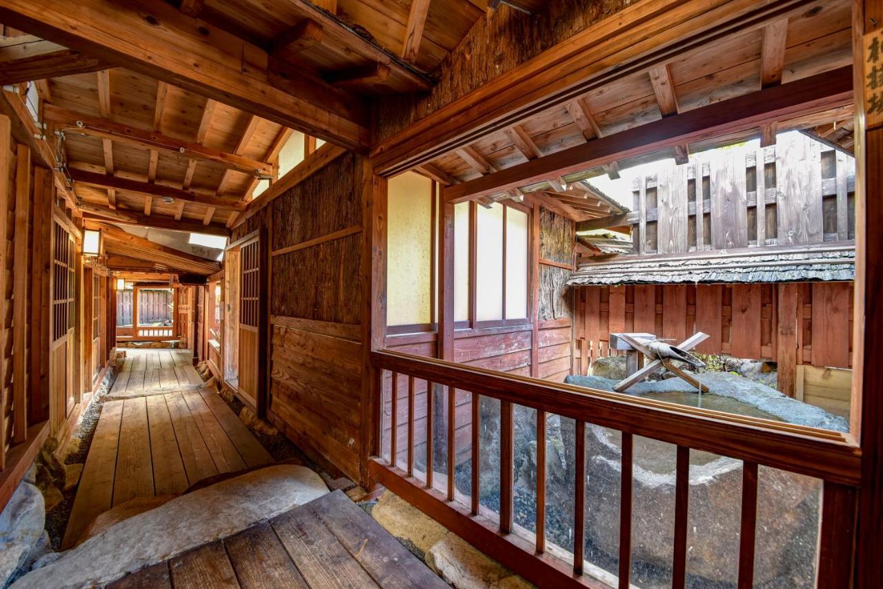 Resort Inn Chirorian Takayama (Gifu) Eksteriør billede