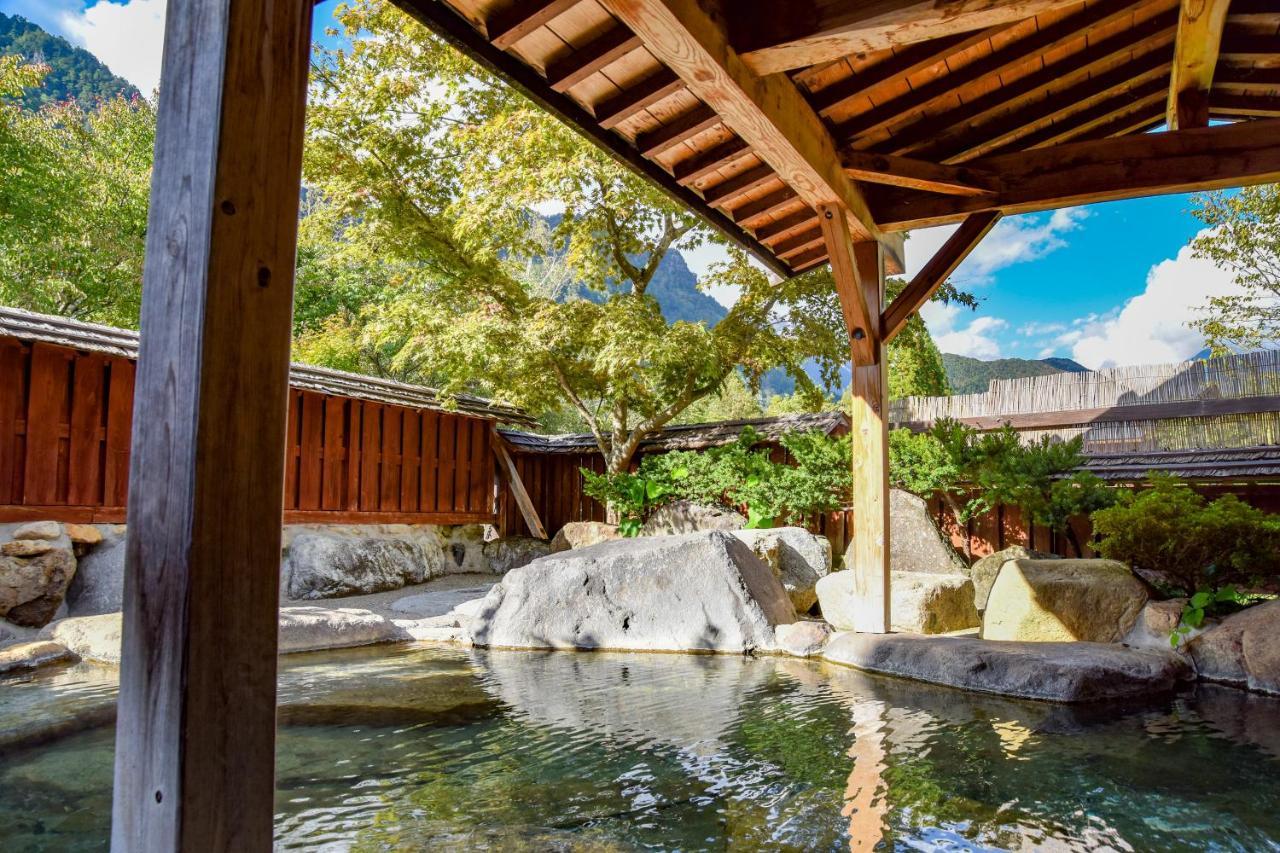 Resort Inn Chirorian Takayama (Gifu) Eksteriør billede