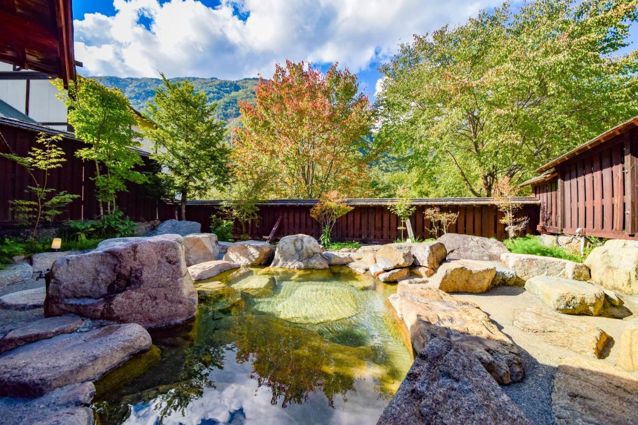 Resort Inn Chirorian Takayama (Gifu) Eksteriør billede