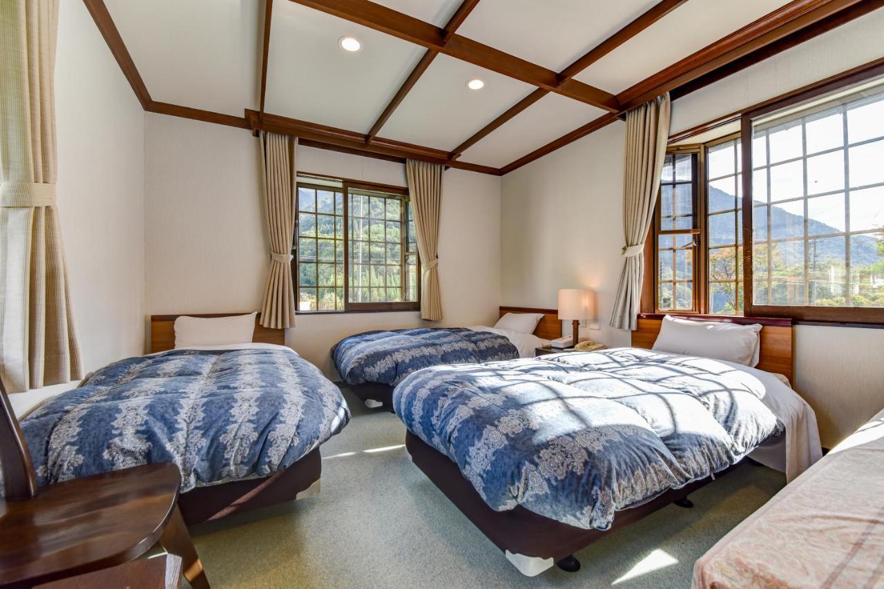 Resort Inn Chirorian Takayama (Gifu) Eksteriør billede