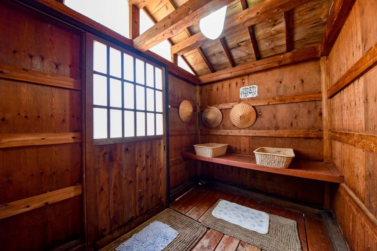 Resort Inn Chirorian Takayama (Gifu) Eksteriør billede