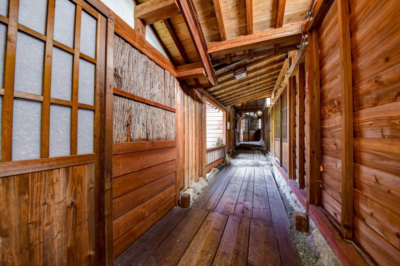 Resort Inn Chirorian Takayama (Gifu) Eksteriør billede